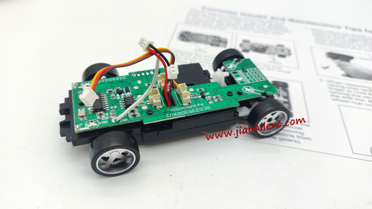 Jiabaile 1/43 Scale RC Drift Car 4302, 2.4G 4WD Top speed 15km/h